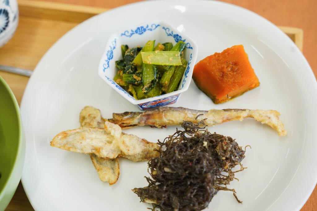 ばあちゃん喫茶の定食