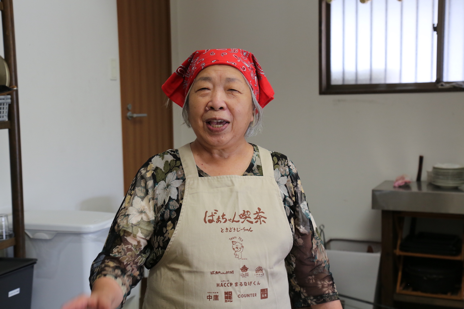 エプロン ばあちゃん