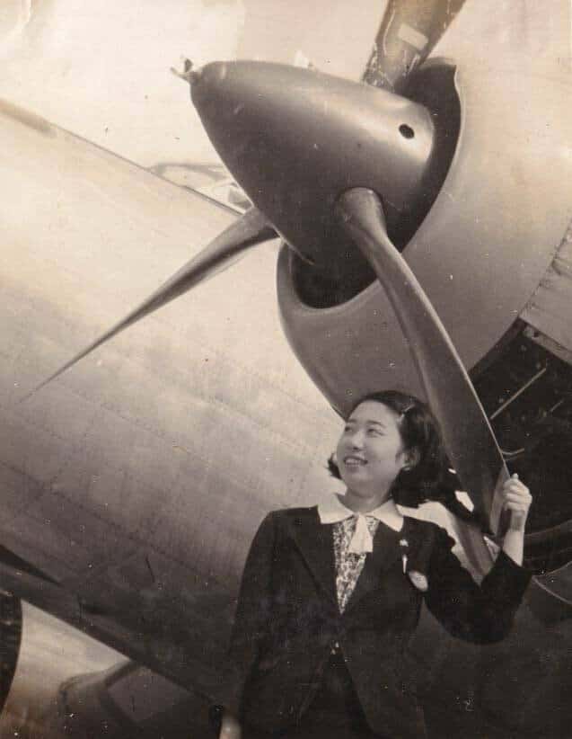 満州航空でエアガールをやっていた10代の頃のおばあちゃん