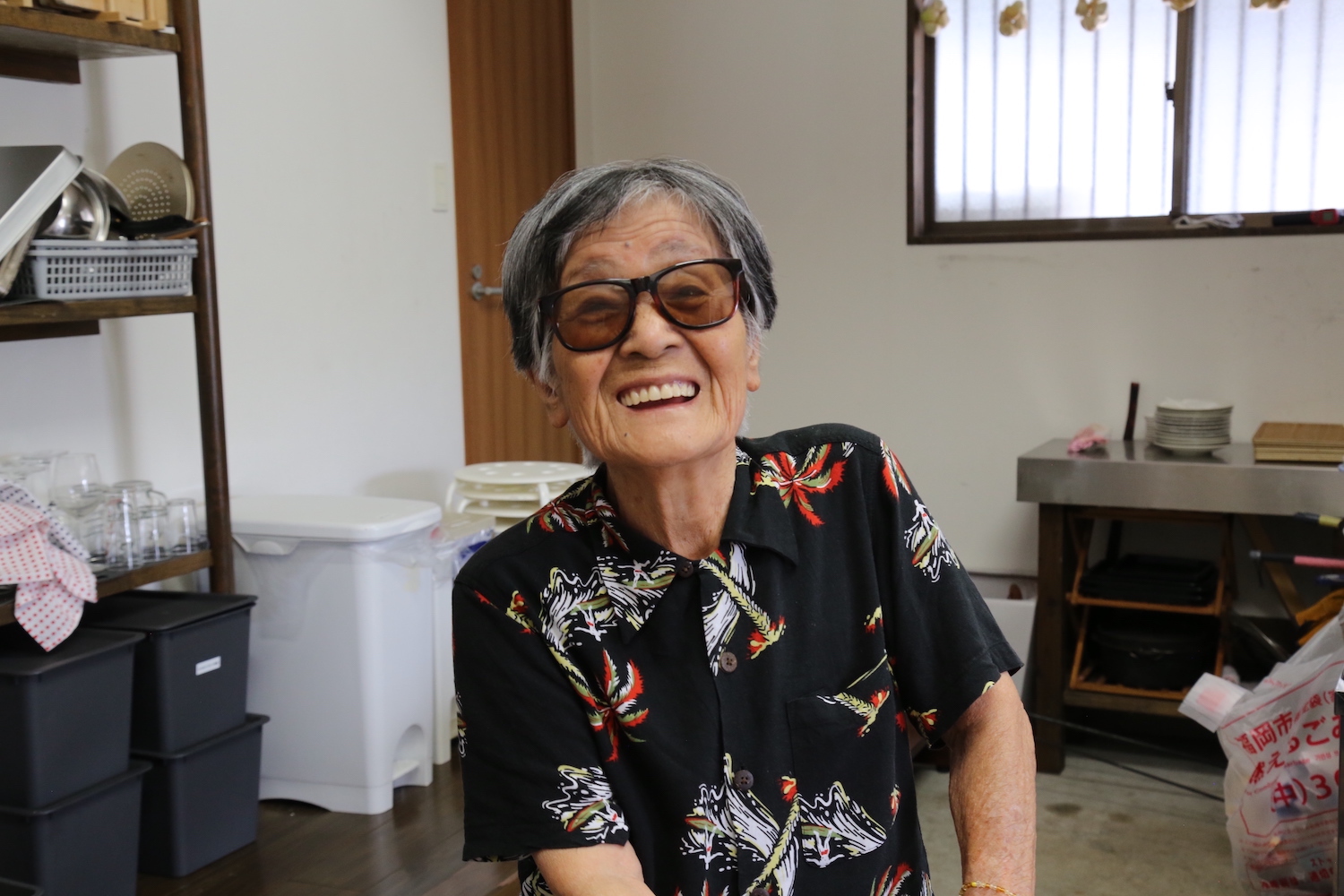 サングラス ばあちゃん